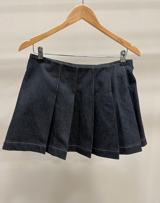 REMAIN RAW DENIM PLEATED MINI SKIRT BLACK